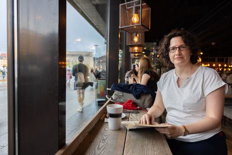 Judit Balint on musiikinopettaja Ilmajoella. Rudolf Steinerin ajatuksiin on Balintin mielestä kiinnostavaa tutustua.