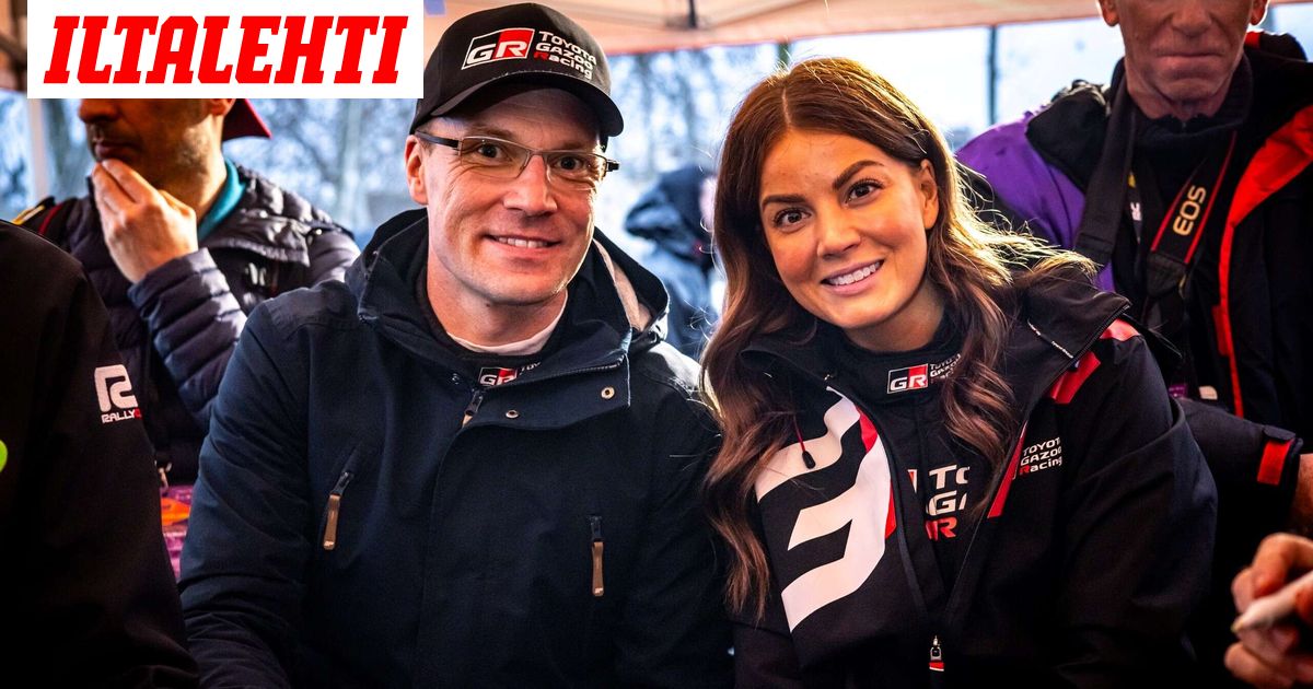 Jari-Matti Latvala ja Janni Hussi ilmiliekeissä