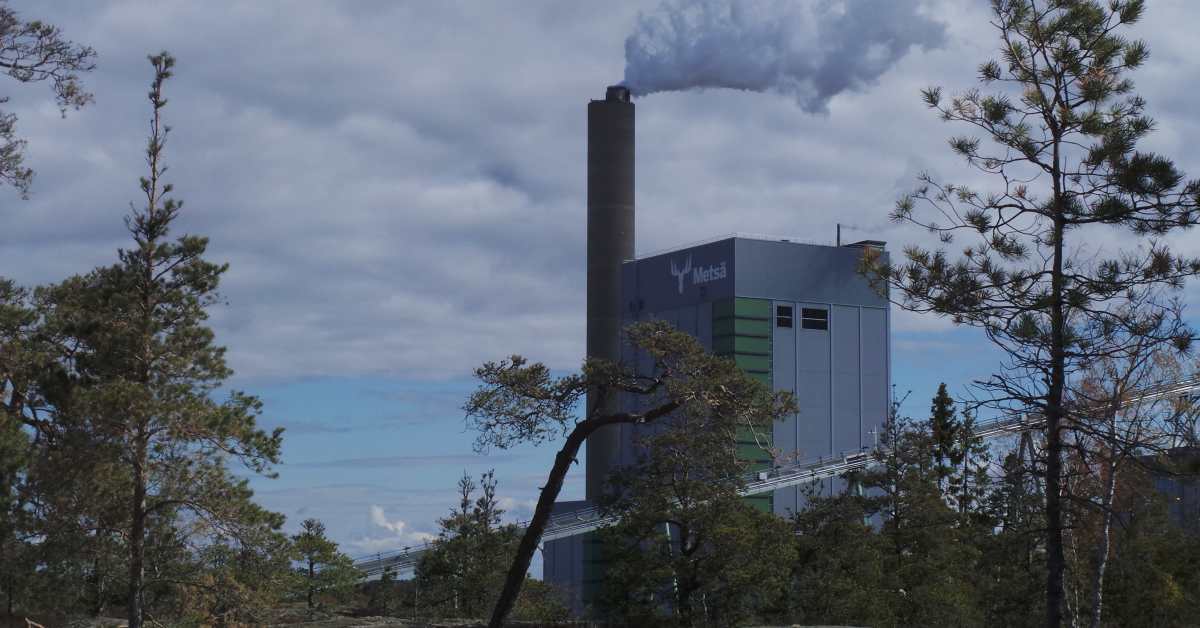 Potentiaalinen miljardibisnes ottaa ensiaskelia – hiilidioksidin talteenoton pilotti käynnistyi Rauman sellutehtaalla | Kotimaa