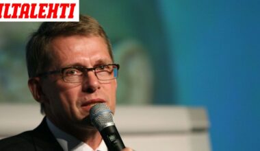”Pääministerillä oli aikaa kommentoida wc-rullan lentorataa”