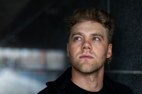 Wiljami Myllylä, 24, on edesmenneen hiihtäjälegenda Mika Myllylän poika.