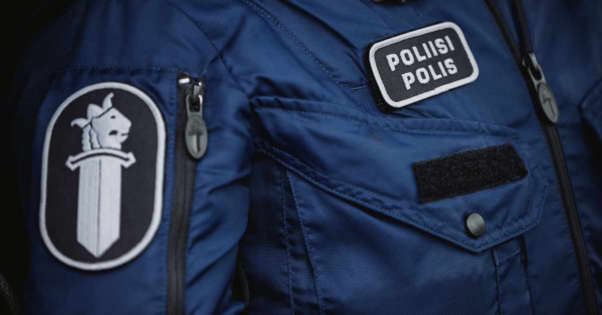 Poliisi epäilee: Nuori mies ryösti kaupan ja uhkaili henkilökuntaa vakavalla väkivallalla Tampereella | Kotimaa