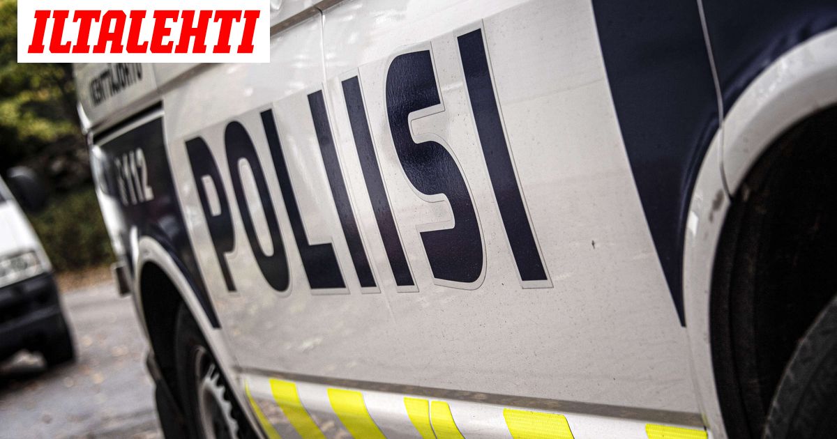 Poliisia epäillään rattijuopumuksesta