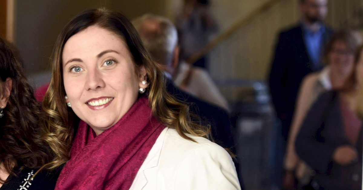 Anette Karlsson ottaa kansanedustajan paikan vastaan Eemeli Peltosen jälkeen | Uutisia lyhyesti