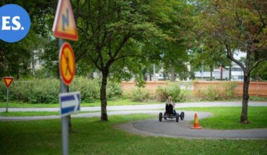 Yle: Googlen kuvausauto ajeli polkuautojen seassa lasten liikenne­puistossa | Uutissuomalainen