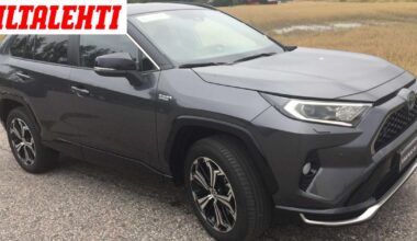 Suomalaisten suosikkiauto ohitti Tesla Model Y:n ja nousi maailman myydyimmäksi