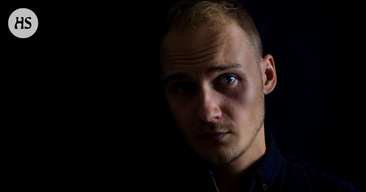 Erkka Filanderin runoteos Siemenholvi on massiivinen ja vaikuttava