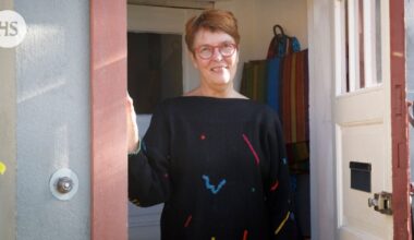 Satu Hassin muistelmateos Uhma ja intohimo näyttää, että hän ei ole kaihtanut vaivaa ja vastusta