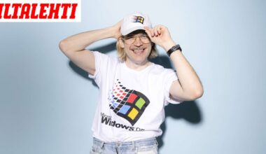 Windows95man julkaisi rohkean synttärikuvan – Poseeraa pinkeissä pikkupöksyissä