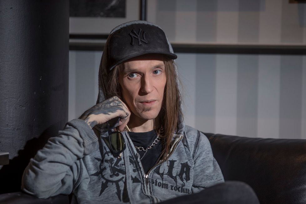 Alexi Laihon riutunut olemus herätti huomiota keväällä 2019. Kuvassa Laiho maaliskuussa 2019 noin kuukautta ennen 40-vuotis­syntymäpäiväänsä.