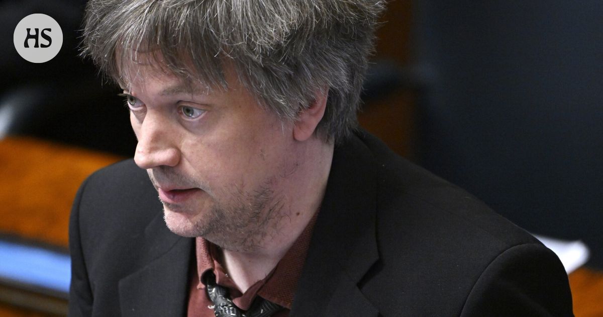 Kustantajat Siltala ja WSOY eivät ole tehneet uusia kirjasopimuksia historioitsija Teemu Keskisarjan kanssa.