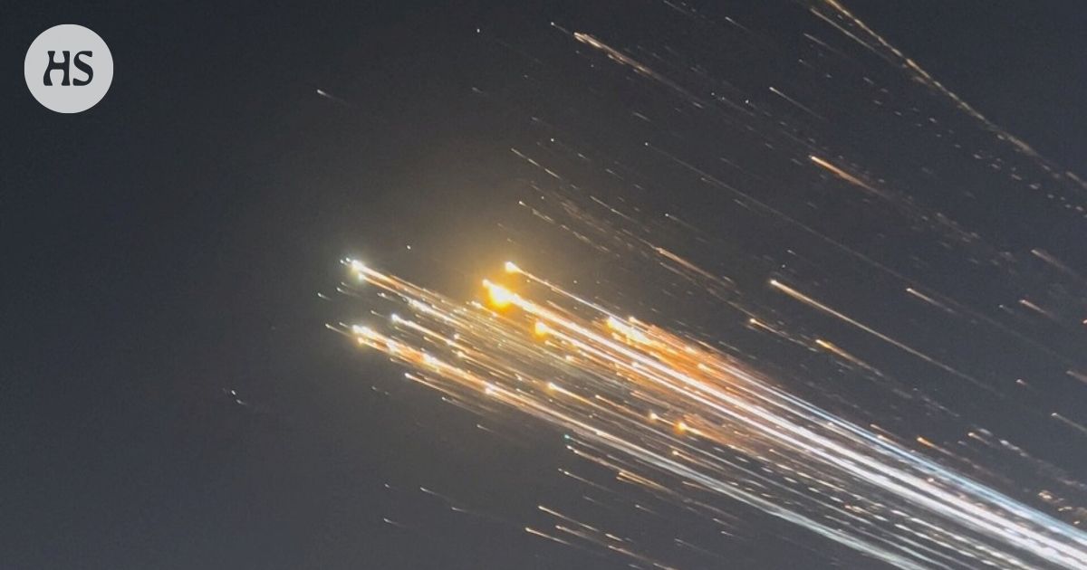 SpaceX:n avaruusalus hajosi Atlantin yllä, lennot joutuivat väistämään putoavaa romua