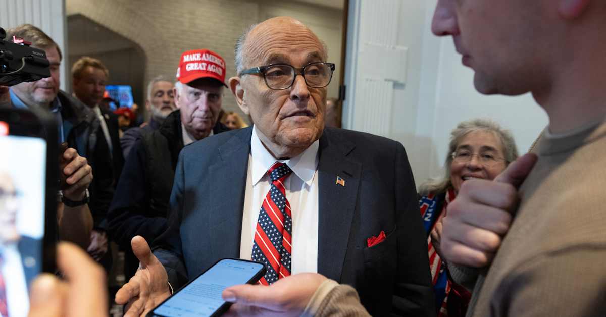 Media: Trumpin entinen asianajaja Rudy Giuliani loukkaantui vakavasti kolarissa | Uutisia lyhyesti
