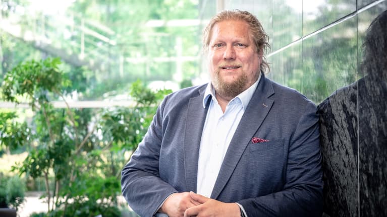 Tampereen yliopiston tietojenkäsittelytieteen professori Pekka Abrahamsson.