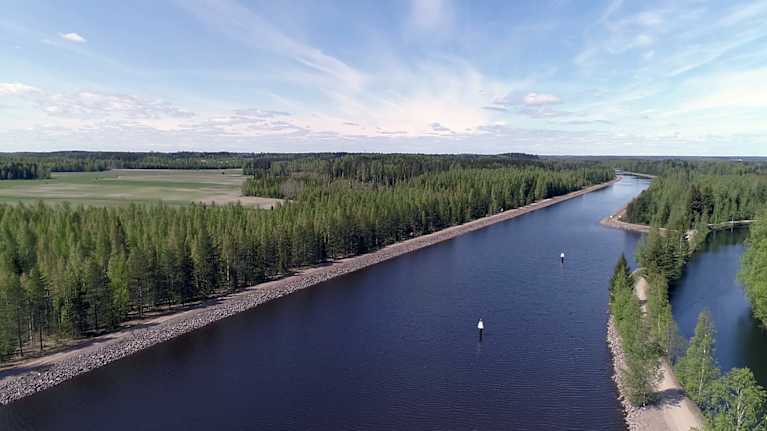 Ilmakuva Saimaan kanavasta Kansolan kohdalta.
