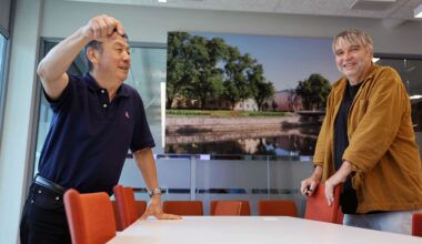 Internet helpottaa kotiin jäämistä, toteaa professori Takeshi Tamura | Yle Lounais-Suomen videot
