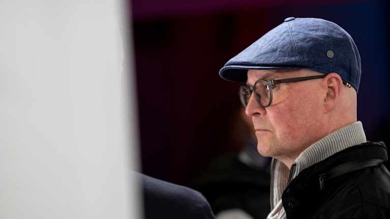 Jääkiekkoasiantuntija Ismo Lehkonen kuvassa.
