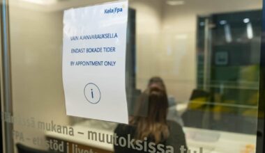 Tässä ovat Kelan ehdottamat uudet leikkaukset sosiaaliturvaan | Politiikka