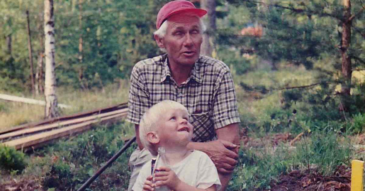 Isoisä tutustutti Christoffer Strandbergin lintujen maailmaan – lempilaulaja on yllättävä öykkäri | Yle Luonto