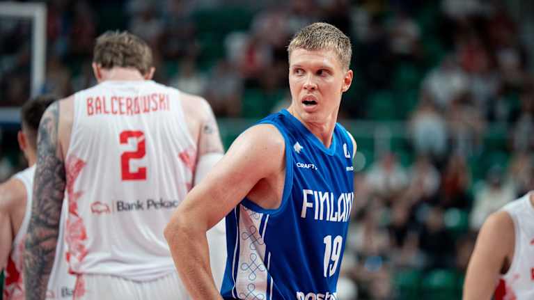 Elias Valtonen Susijengin paidassa Puolaa vastaan elokuussa 2025.