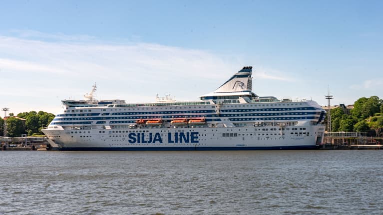 Silja Serenade Eteläsatamassa Helsingissä.