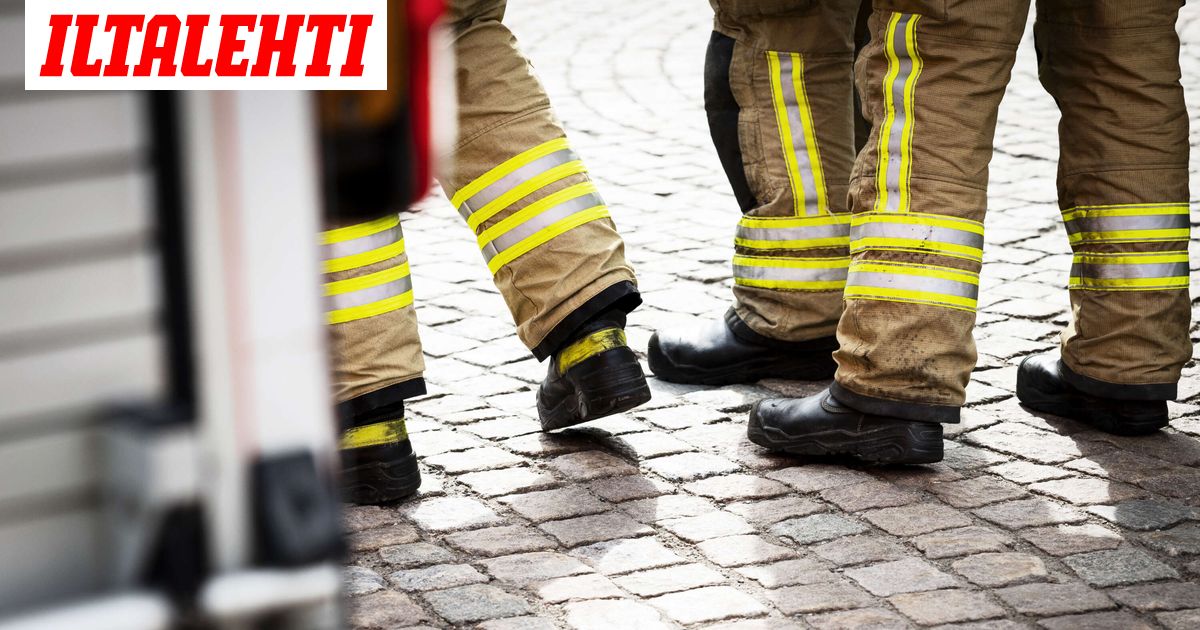 Iso tulipalo Hämeenlinnassa – Viisi ihmistä evakuoitiin