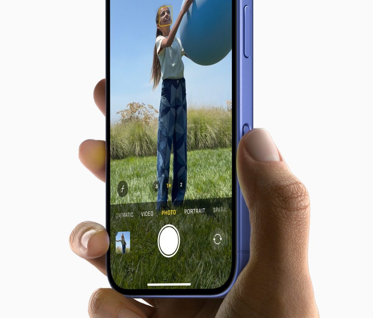 Kamerasäädin-painike löytyy kaikista iPhone 16 -puhelimista.