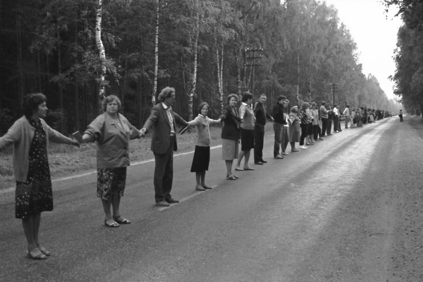 Virolaispoliitikko muistuttaa: Vuosi 1944 ei sovi ratkaisumalliksi rauhaan