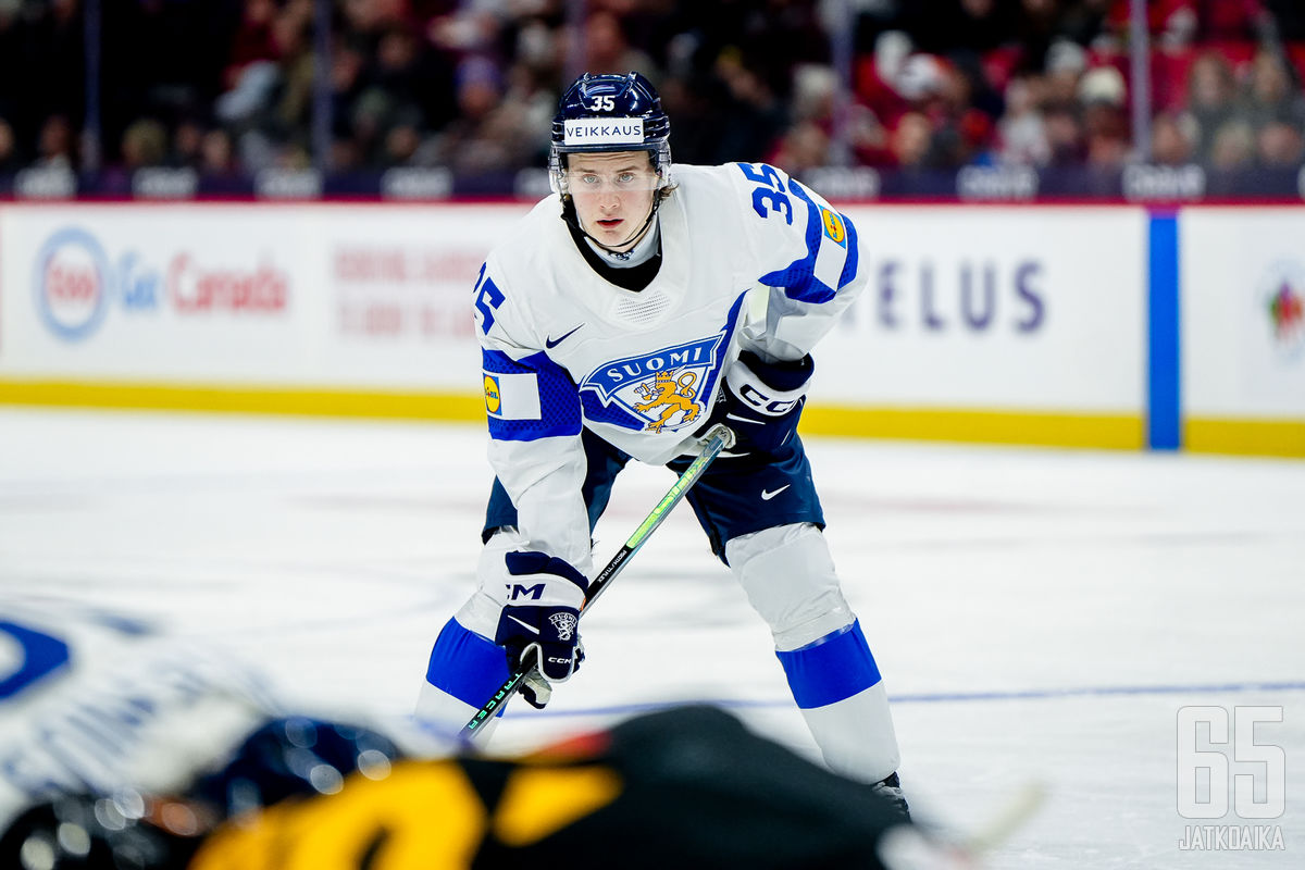 Tuhkala pelasi vuodenvaihteen U20 MM-kisoissa.