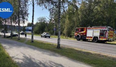 Autot kolaroivat Jyväskylän Nisulassa, moottoripyöräilijä loukkaantui törmättyään traktoriin Kyyjärvellä | Keski-Suomi