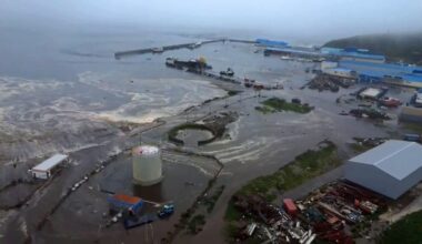 Satelliittikuvat: Venäläinen ydinsukellusvenetukikohta vaurioitui maanjäristyksessä