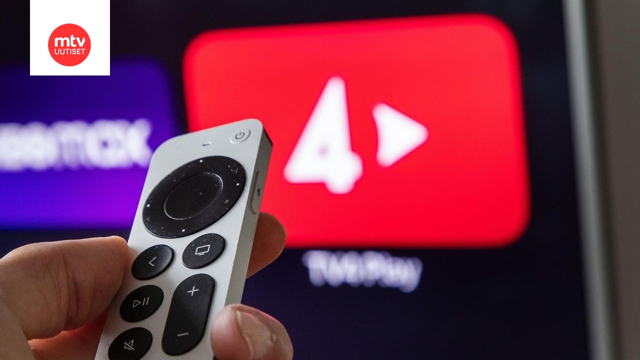 AOP TV4:n logo ja kaukosäädin.