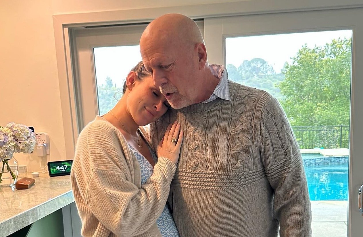 Lohduttomia uutisia Bruce Willisistä: "Meillä on keino kommunikoida hänen kanssaan, mutta eri tavalla"