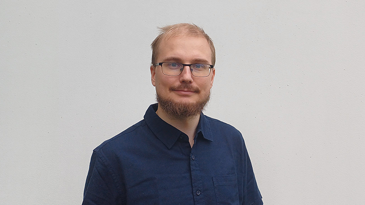 Väitös: Koneoppiminen vauhdittaa kvarkki-gluoniplasman ominaisuuksien määrittämistä (Hirvonen)