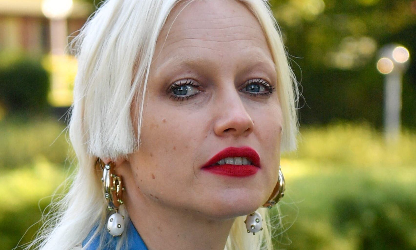 Laulaja Chisun äiti on kuollut: "Hän oli kuin filmitähti"