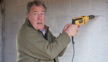 Tänään tv:ssä: entisen Top Gear -ukkelin hillittömän hauska uusi sarja