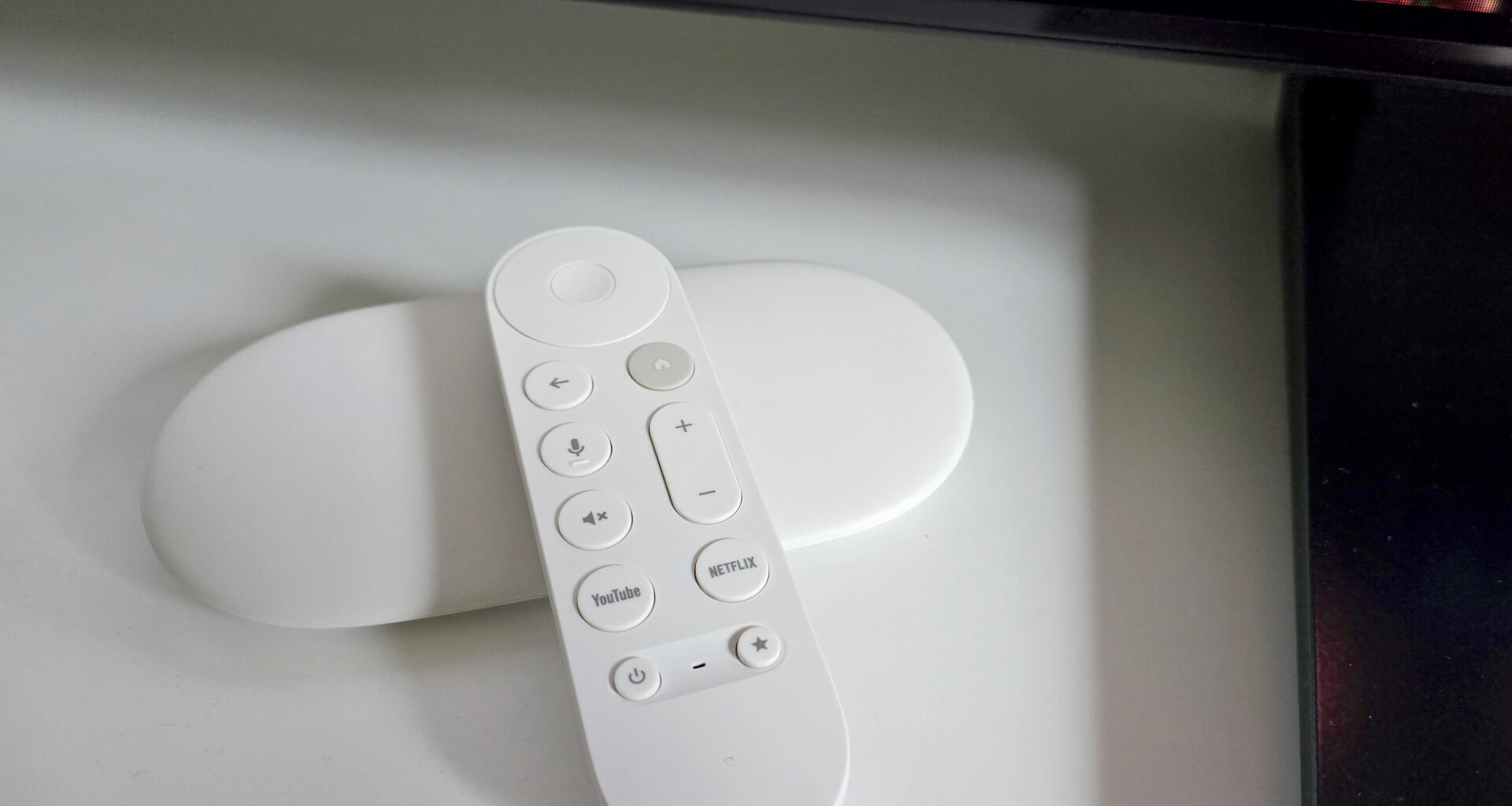 Kokeilu | Google TV Streamer (4K) -mediatoistin – Uusi muoto tuo mukanaan lisähaasteita