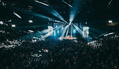 Glow Gospel Awards 2025 -palkinnot jaettiin Nokia Arenalla - katso palkinnon saajat