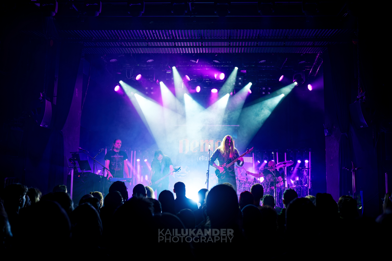 Escape The Internet Tour 2025 – Bernth, Charles Berthoud ja Ola Englund Tavastialla