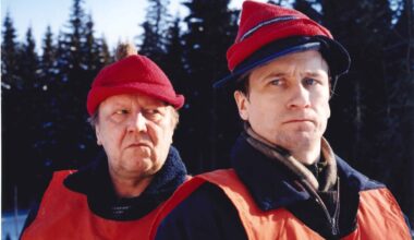 Päivällä tv:ssä: Hulvaton lyhytelokuva vuodelta 1999 kertoo suomalaismiehistä - Aki Kaurismäki tuottajana