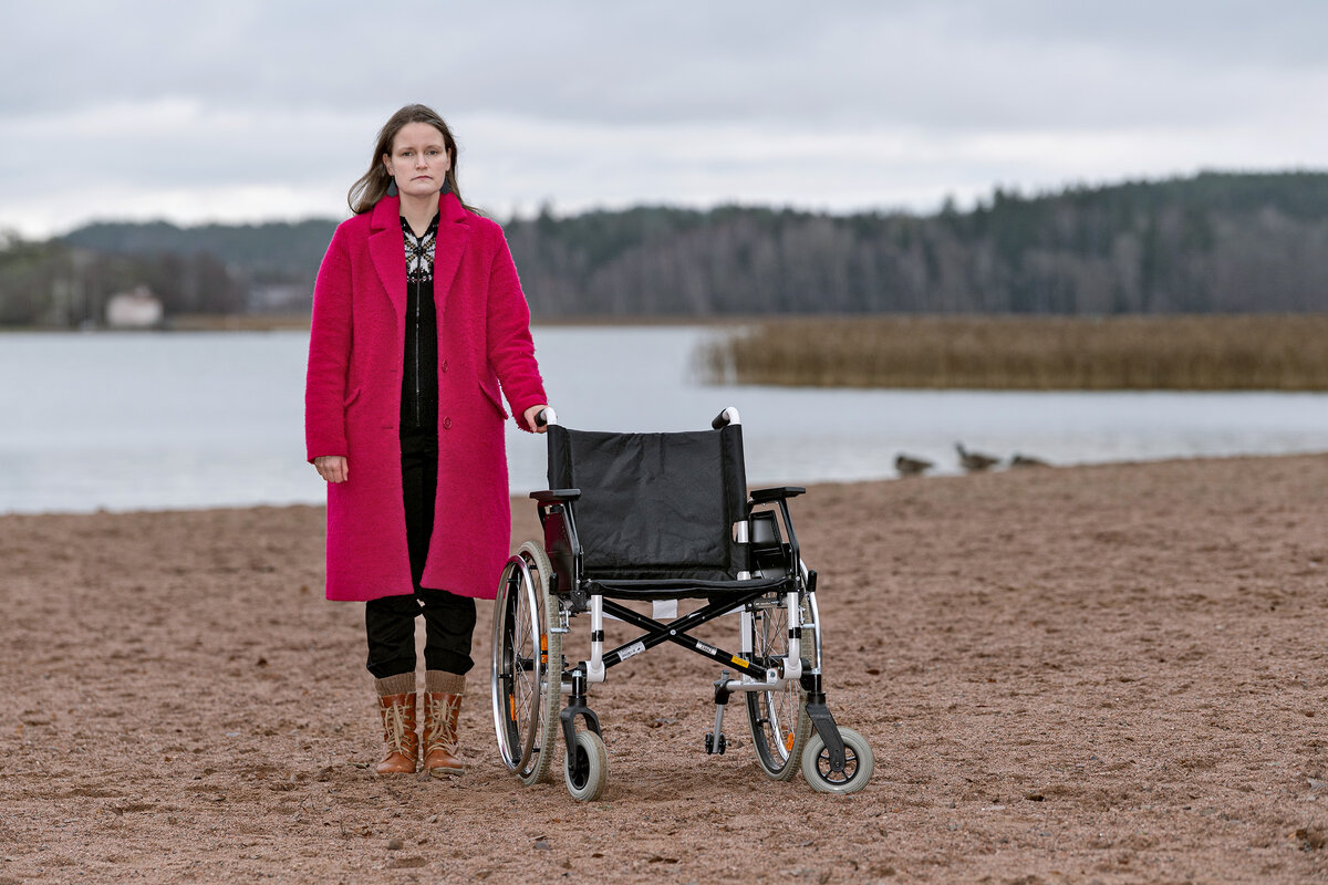 Katja Niemen äiti Annette Saarinen pääsi saattohoitonsa alussa kerran pyörätuolissa Karinakodin lähellä sijaitsevalle rannalle. Sen jälkeen hän ei enää jaksanut lähteä luontoon.