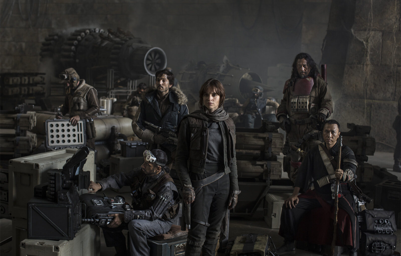 Star Wars -tähti kyyditettiin sairaalaan kesken Rogue Onen kuvausten: “Kehoni vain antoi periksi”