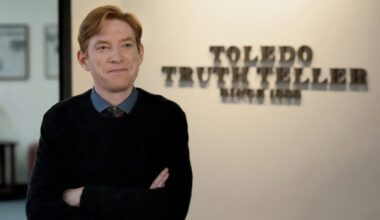 Hittikomedia Konttorin spin-off-uutuus The Paper sai trailerin
