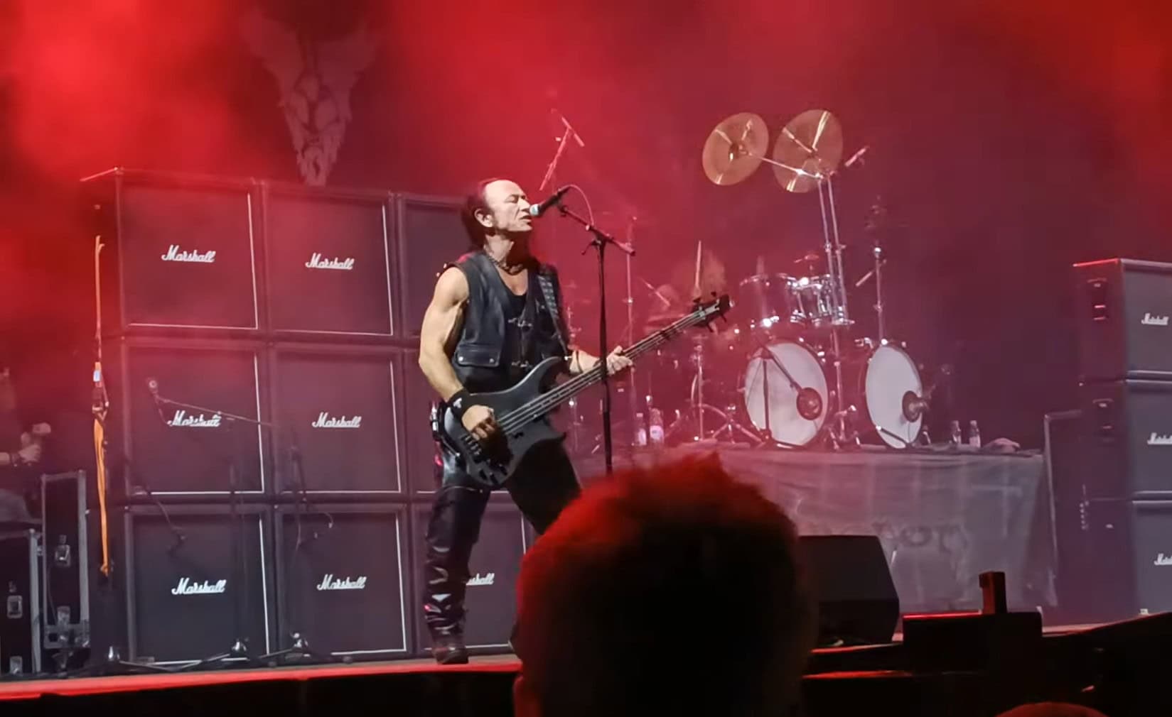 Venom soitti Black Sabbath -sikermän Ozzyn muistolle Hellsinki Metal Festivalilla