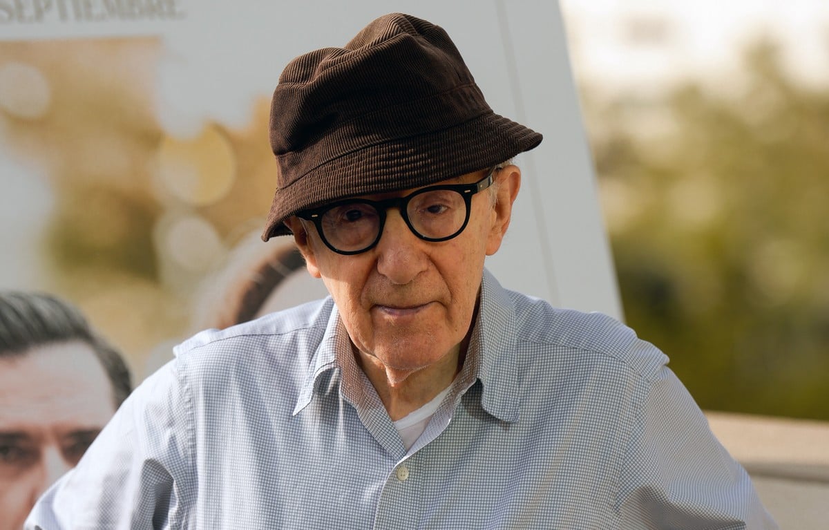Elokuvaohjaaja Woody Allen matkustaa Venäjälle - "En usko että taiteellisten keskustelujen katkaiseminen on koskaan hyvä tapa auttaa"