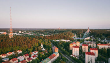Pikku-Vesijärven puiston pysäköintialue ja sen uudistunut ympäristö avautuu käyttäjille