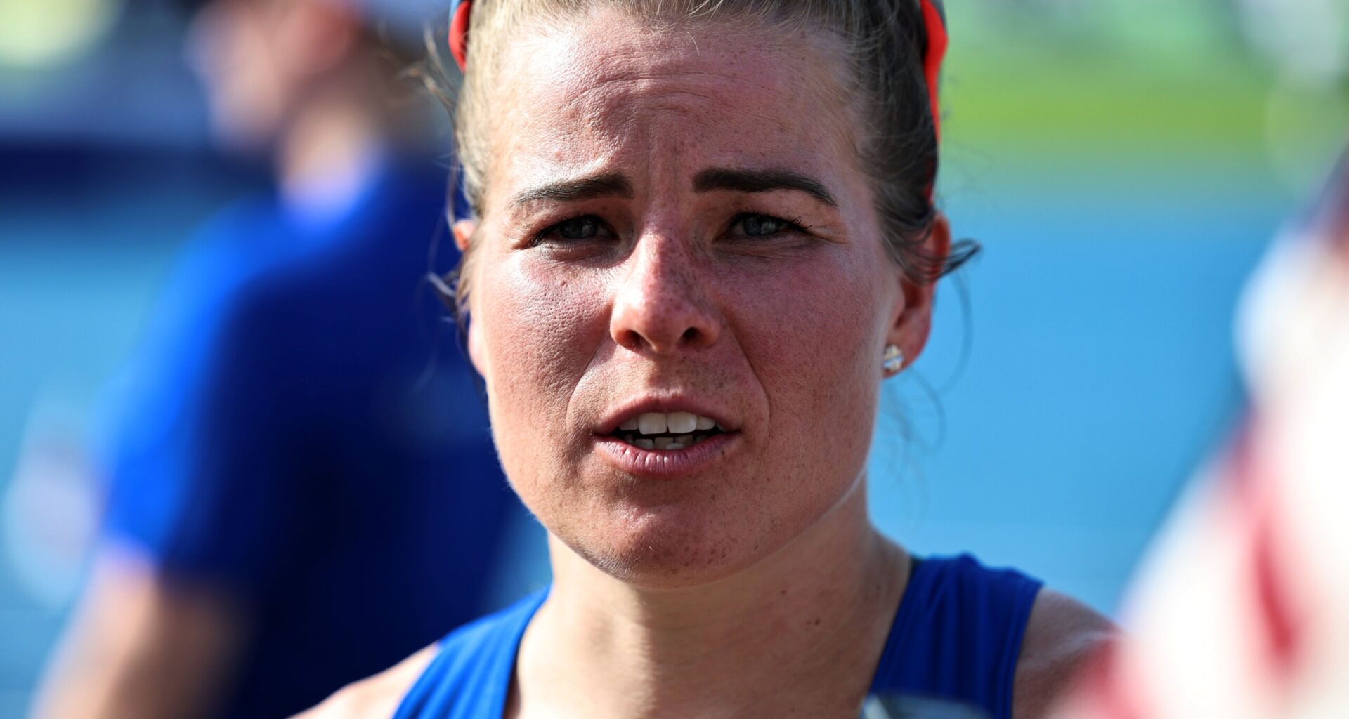 Krista Pärmäkoski kävi ajankohtaisissa juhlissa - ”Piti vähän avata mekkoa”