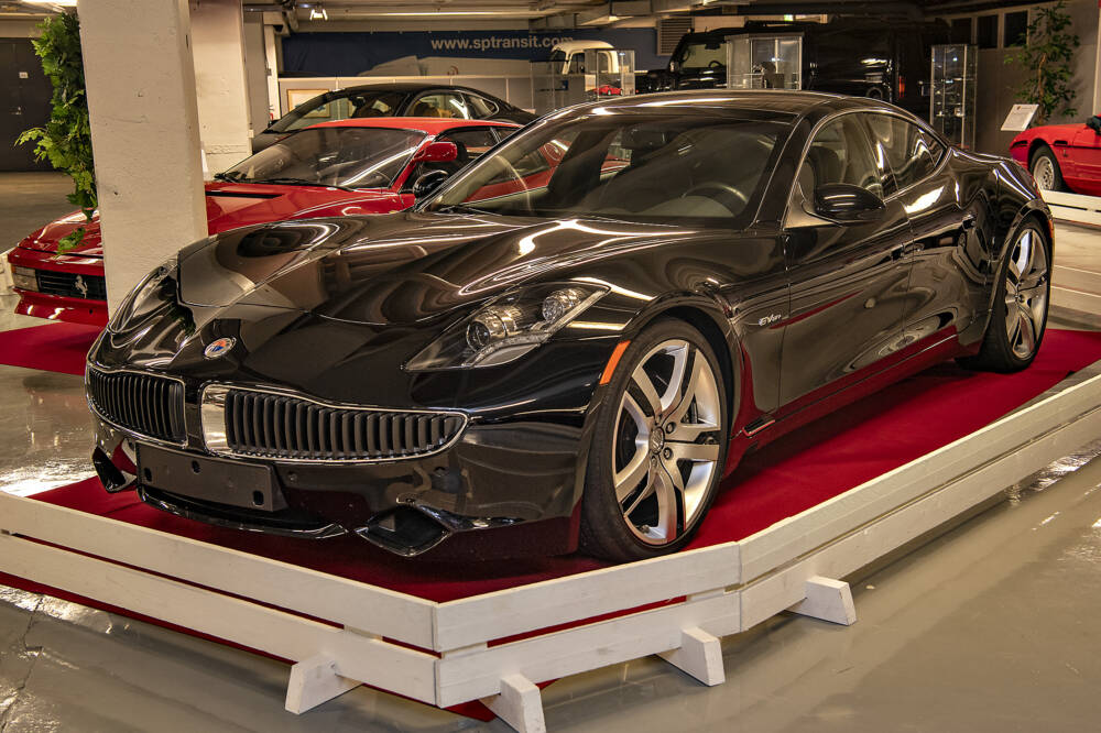 Fisker Karma nostatti myös "bensalenkkarien" sykettä – salolaisesta kokoelmasta löytyy aikaansa edellä ollut hybridi