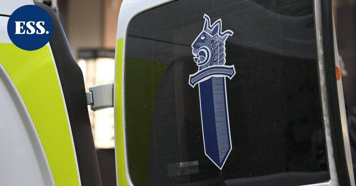 Poliisilla ja Puolustusvoimilla on päiviä kestävä operaatio Kouvolassa – IS:n mukaan omakotitalosta etsitään aseita ja räjähteitä | Uutissuomalainen
