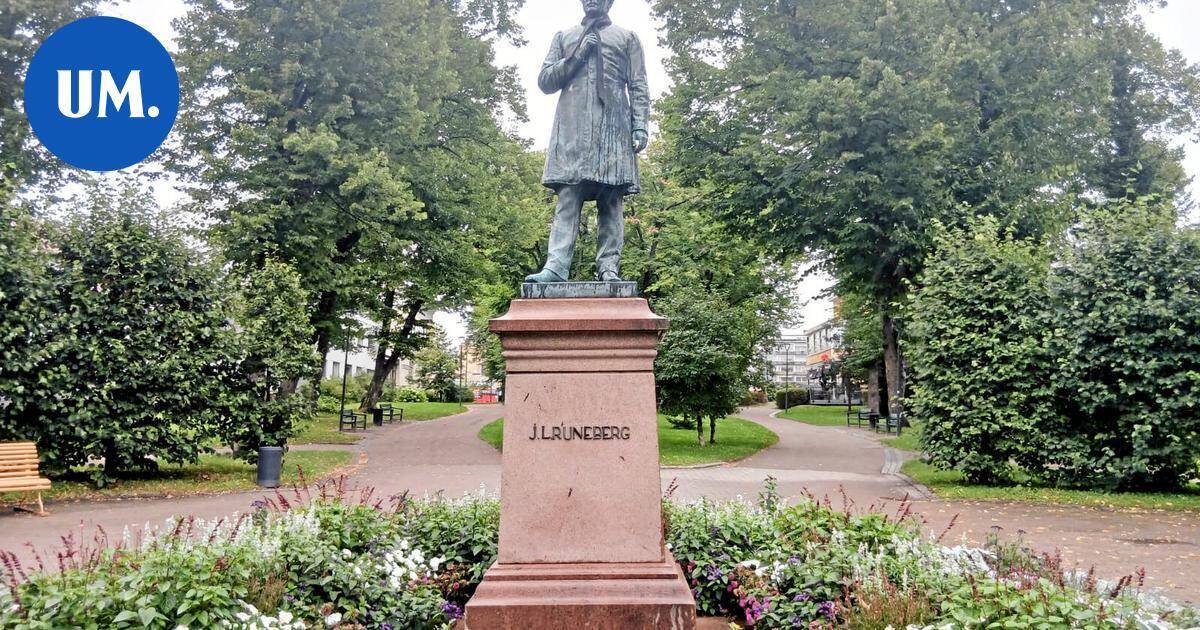 Runebergin patsas sai uuden asusteen: "On hänellä joskus ollut huivikin" | Paikalliset